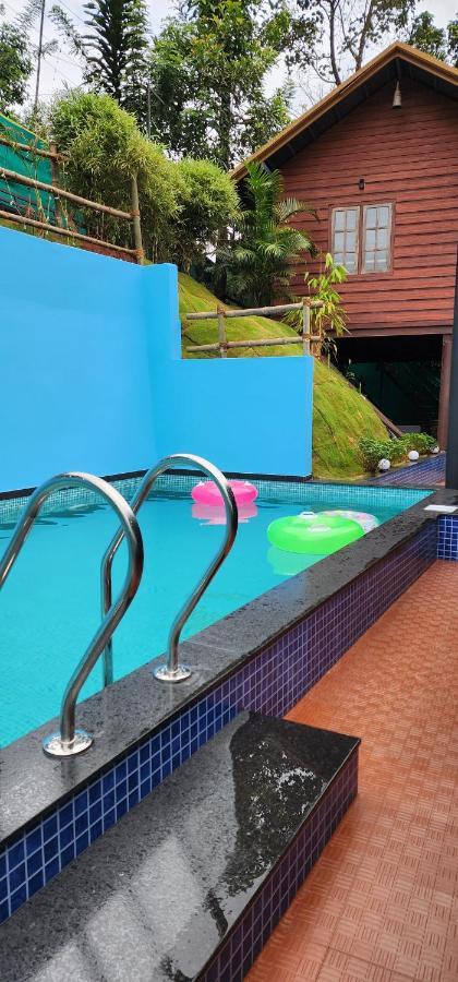 Wayanad Doubletree Villa Vythiri Bagian luar foto