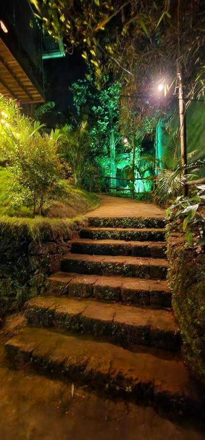 Wayanad Doubletree Villa Vythiri Bagian luar foto
