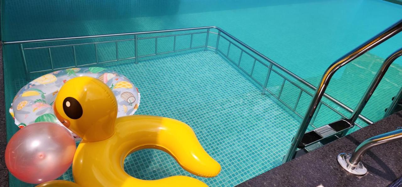 Wayanad Doubletree Villa Vythiri Bagian luar foto